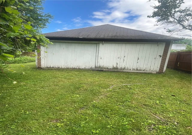 Homes for sale in Auburn, NY | 197 Perrine Ave, Auburn, NY 13021 | MLS# R1692257