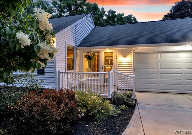 4th image of 150 Girdle Rd, East Aurora, NY 14052 | MLS# B1692583