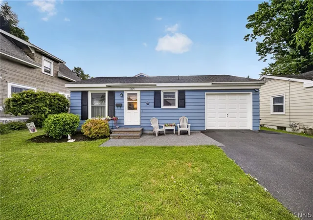 Homes for sale in De Witt, NY | 116 1/2 Schrouder St, De Witt, NY 13057 | MLS# S1692802
