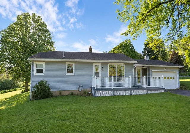 Photo 3 of Sale Pending at 225 Carter Rd, Geneva, NY 14456 | MLS# R1692166 | Listing updated on 2026-07-23