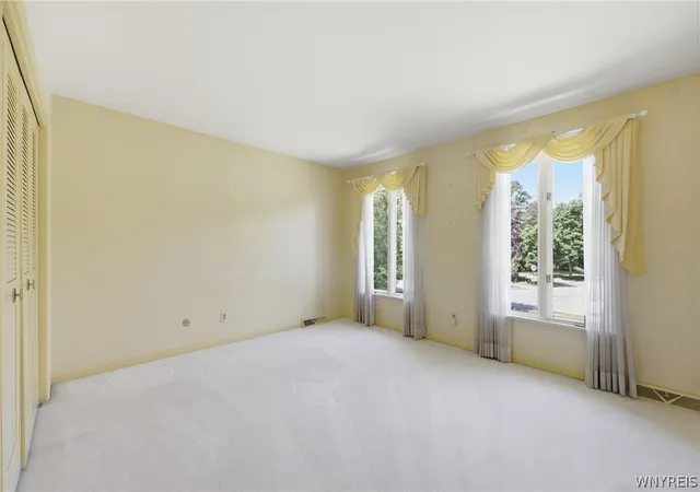 28th image of 164 Crestwood Ln, Buffalo, NY 14221 | MLS# B1692539