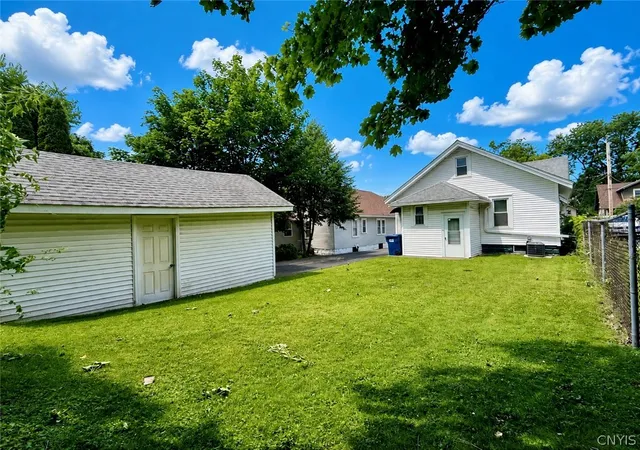 5th image of 132 Winthrop Rd, Syracuse, NY 13206 | MLS# S1691832