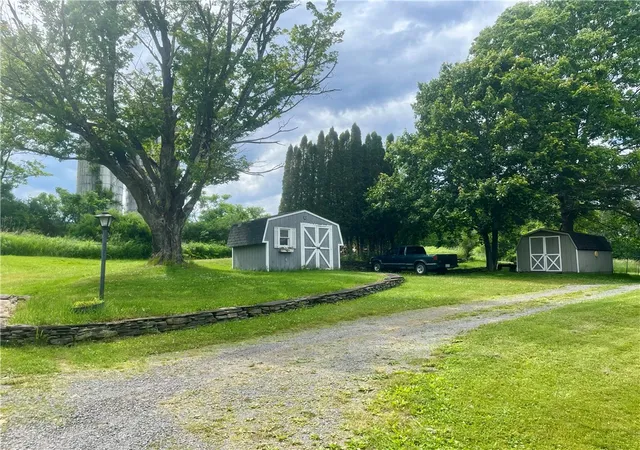 41st image of 2980 County Hwy 8, Oneonta, NY 13820 | MLS# R1691835