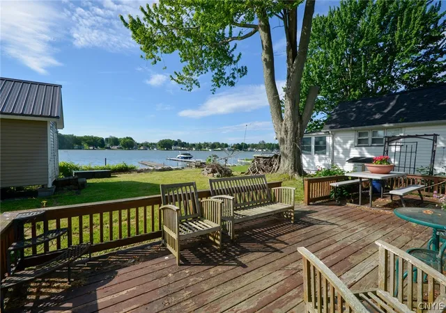 Homes for sale in Cape Vincent, NY | 2220 Humphrey Ln, Cape Vincent, NY 13618 | MLS# S1692066