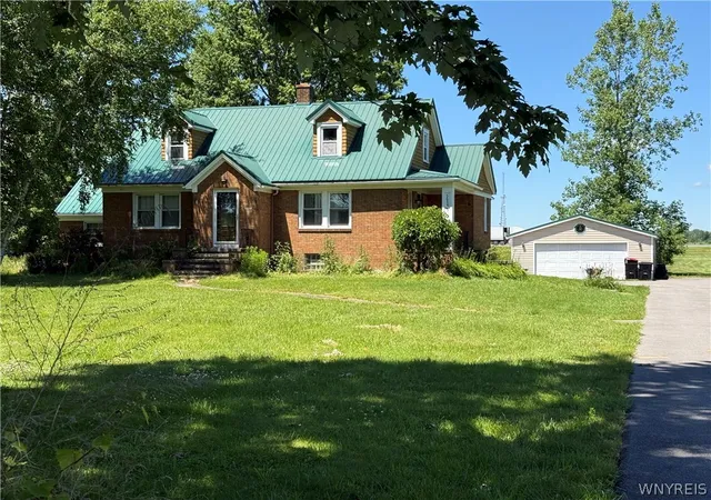 1st image of 5688 Genesee St, Lancaster, NY 14086 | MLS# B1692961