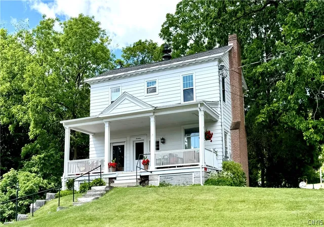 Photo 2 of Sale Pending at 17 W Main St, Marcellus, NY 13108 | MLS# S1692970 | Listing updated on 2026-07-03