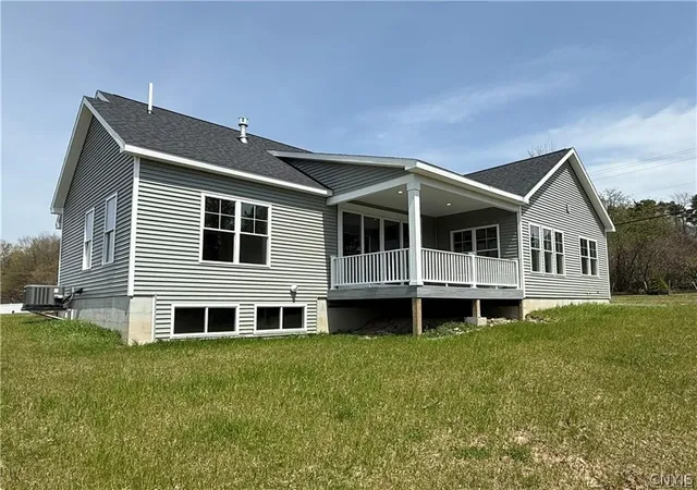 Homes for sale in De Witt, NY | 6237 Steinway Dr, De Witt, NY 13078 | MLS# S1692302