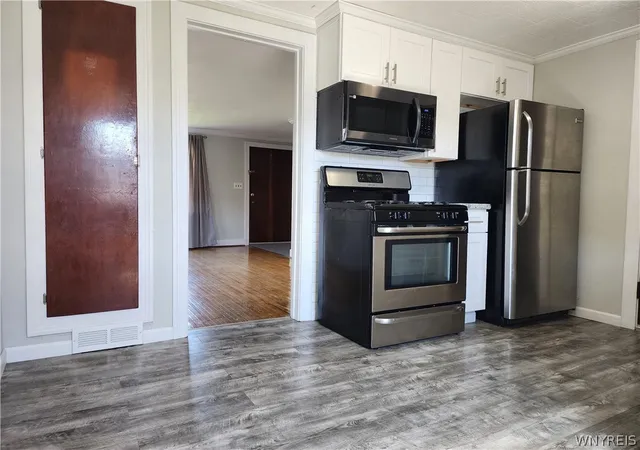 Homes for sale in West Seneca, NY | 42 Onondaga Ave, West Seneca, NY 14220 | MLS# B1692546