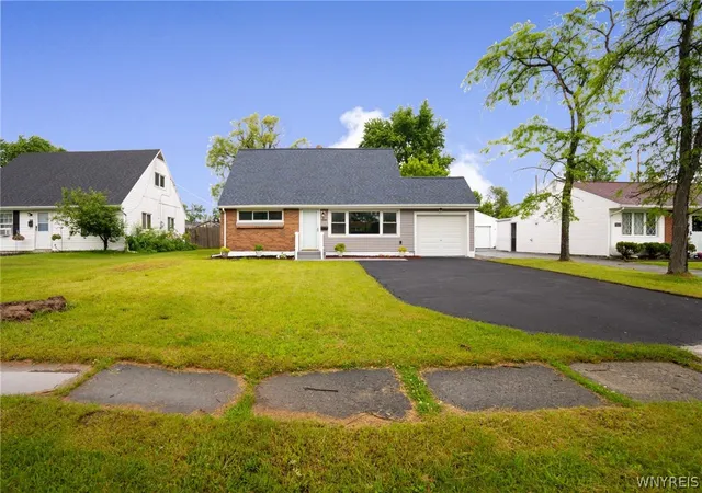 Homes for sale in Grand Island, NY | 1889 Broadway, Grand Island, NY 14072 | MLS# B1692645