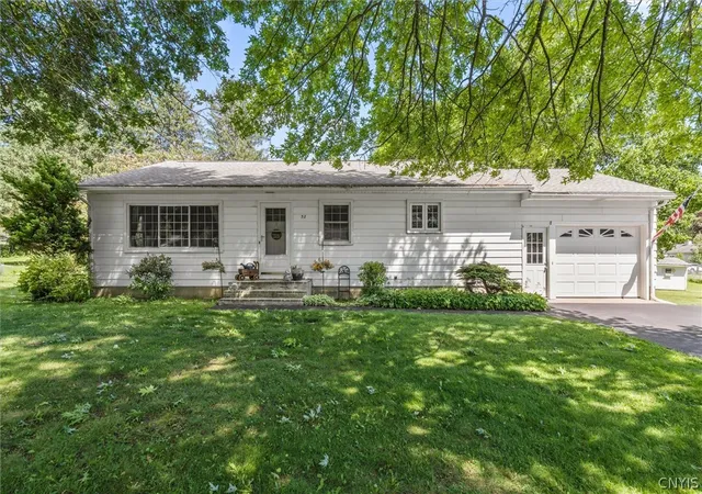 1st image of 32 Artillery Ln, Lysander, NY 13027 | MLS# S1692985
