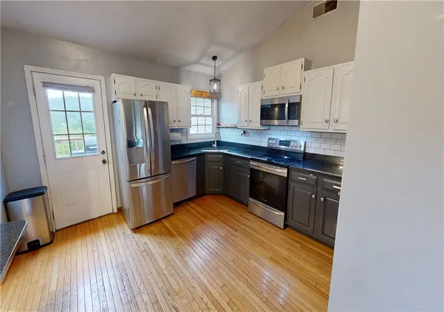 4th image of 51 Hillview Dr, Norwich, NY 13815 | MLS# R1691159