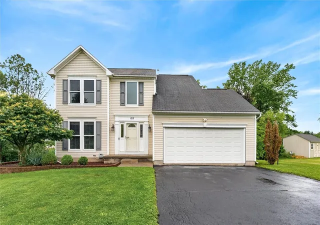 1st image of 103 Sparrow Dr, West Henrietta, NY 14586 | MLS# R1691954
