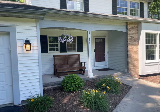 Homes for sale in Walworth, NY | 1611 Beech Dr, Walworth, NY 14568 | MLS# R1692989