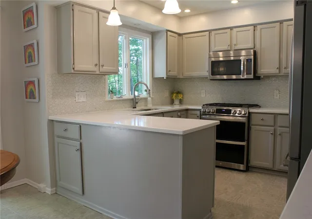 Homes for sale in Walworth, NY | 1611 Beech Dr, Walworth, NY 14568 | MLS# R1692989