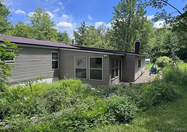 Photo 4 of Single family home for sale at 6227 Fritz Rd, Friendship, NY 14739 | MLS# S1693098 | Listing updated on 2026-07-28