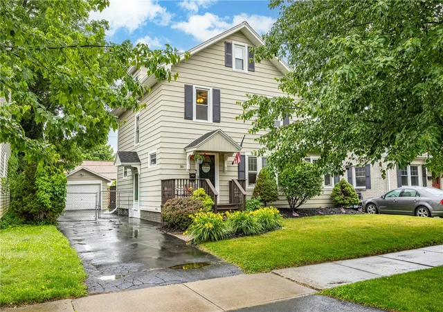 2nd image of 39 Brockley Rd, Rochester, NY 14609 | MLS# R1692674