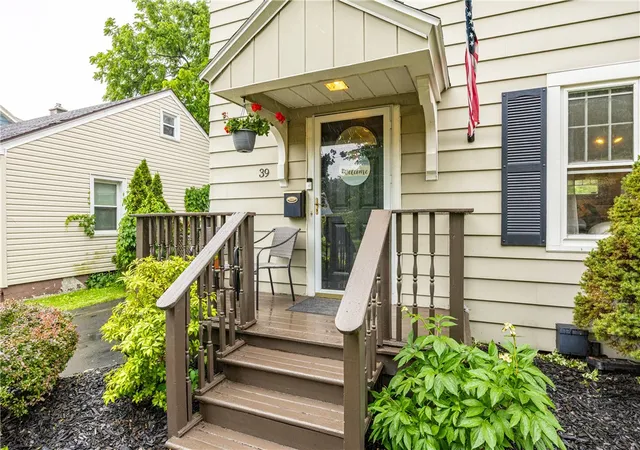 47th image of 39 Brockley Rd, Rochester, NY 14609 | MLS# R1692674