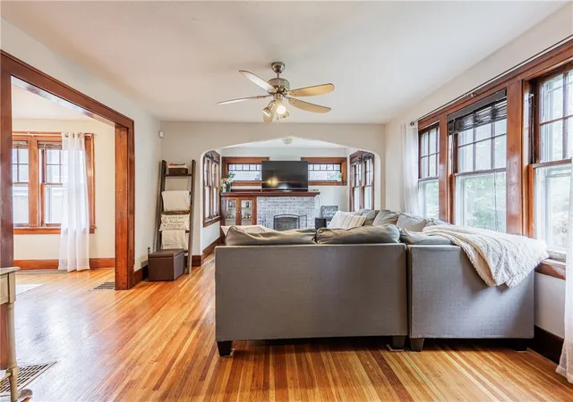 5th image of 39 Brockley Rd, Rochester, NY 14609 | MLS# R1692674