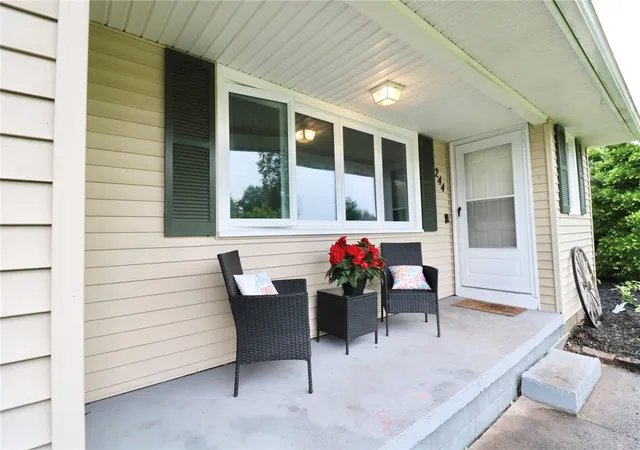4th image of 244 Southridge Dr, Rochester, NY 14626 | MLS# R1693066