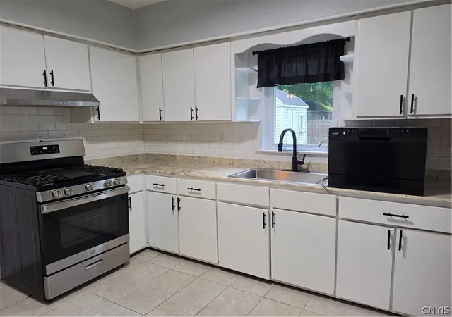 Photo 4 of Sale Pending at 133 Culbert St, Syracuse, NY 13208 | MLS# S1690708 | Listing updated on 2026-06-27
