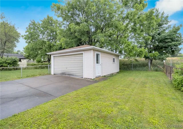 5th image of 436 Weimar St, Buffalo, NY 14206 | MLS# B1691971