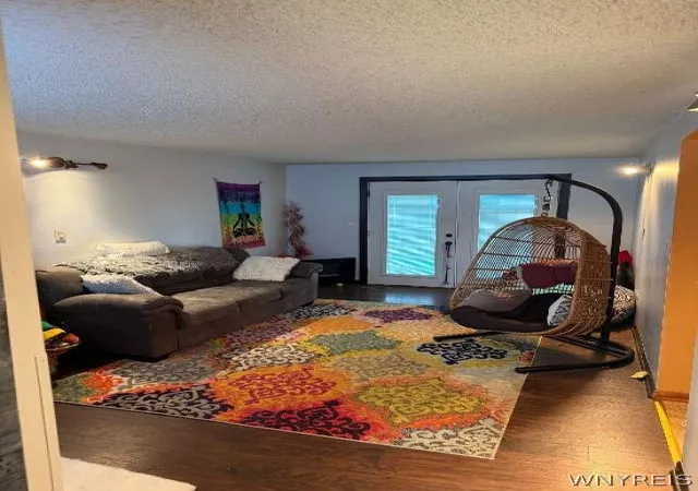 Homes for sale in West Seneca, NY | 32 E Bihrwood Dr, West Seneca, NY 14224 | MLS# B1693122