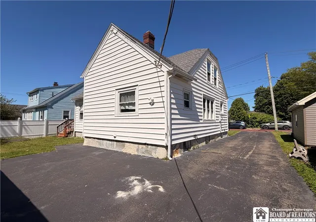 3rd image of 328 Hall Ave, Jamestown, NY 14701 | MLS# R1693127