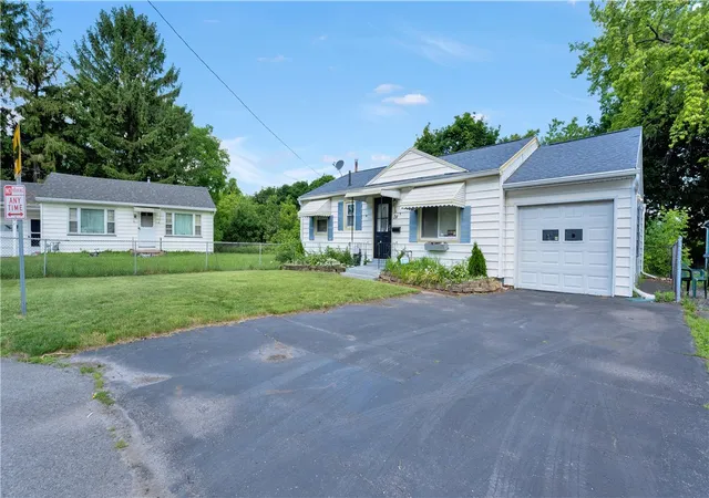3rd image of 74 Dunn St, Rochester, NY 14621 | MLS# R1691267