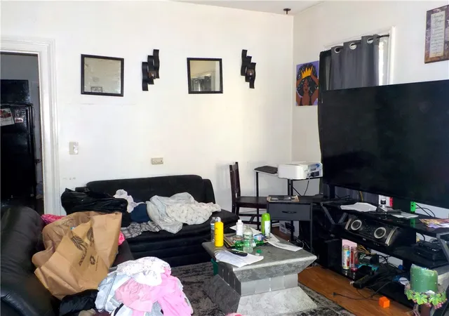 Photo 4 of Single family home for sale at 635 Wilkins St, Rochester, NY 14621 | MLS# R1692808 | Listing updated on 2026-07-03