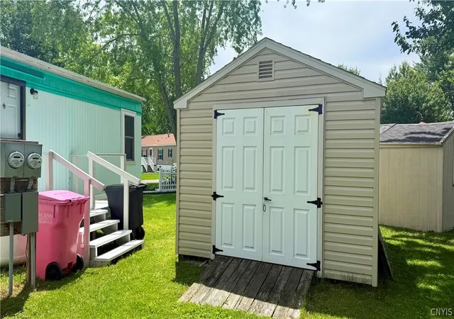 Photo 31 of Manufactured home for sale at 24 Driftwood Ln, Sylvan Beach, NY 13157 | MLS# S1693162 | Listing updated on 2026-07-26