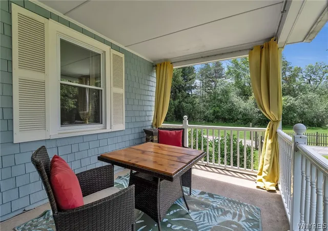 5th image of 720 Aurora St, Lancaster, NY 14086 | MLS# B1693211