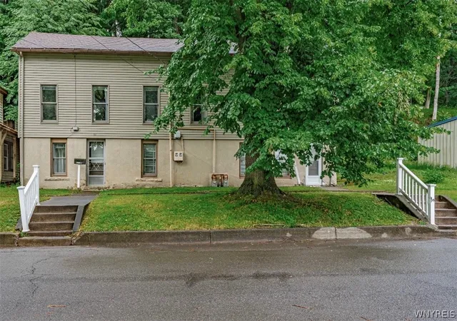 Photo 3 of Multi family home for sale at 92 Garden St, Lockport, NY 14094 | MLS# B1692032 | Listing updated on 2026-07-08