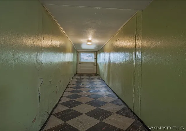Listing Photo 4 - Condo for sale in building located at 92 Gdn St, Lockport, NY 14094