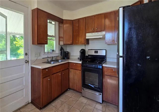 Homes for sale in Elmira, NY | 271 W 12Th St, Elmira, NY 14903 | MLS# R1693005