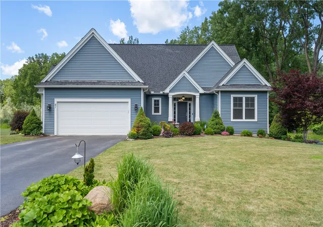 Homes for sale in Perinton, NY | 61 Copper Beech Run, Perinton, NY 14450 | MLS# R1693033
