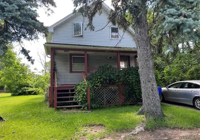 Homes for sale in Gates, NY | 46 Evelyn St, Gates, NY 14606 | MLS# B1693022