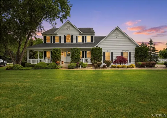 Photo 3 of Sale Pending at 6981 Pintail Ct, North Tonawanda, NY 14120 | MLS# B1693103 | Listing updated on 2026-07-23
