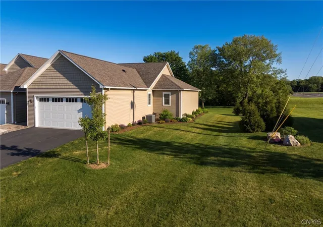 Homes for sale in Skaneateles, NY | 4490 Lauder Ln, Skaneateles, NY 13152 | MLS# S1693274