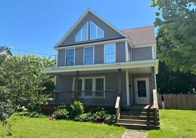 Photo 1 of Single family home for sale at 124 Central St, Watertown, NY 13601 | MLS# B1693042 | Listing updated on 2026-07-28