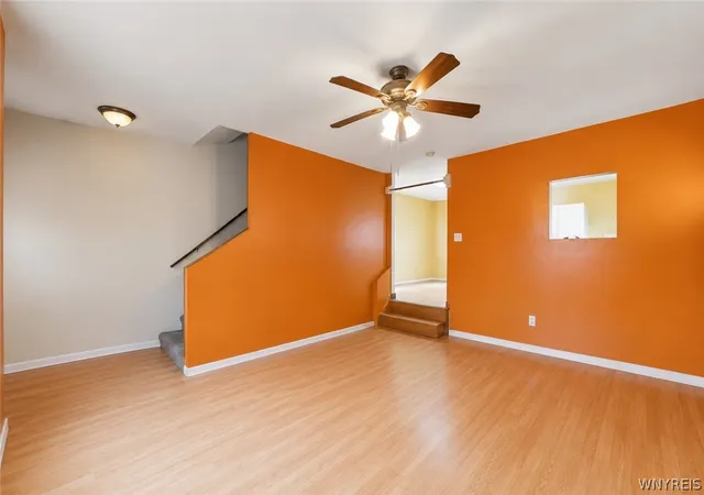 4th image of 210 Oliver St, North Tonawanda, NY 14120 | MLS# B1691171