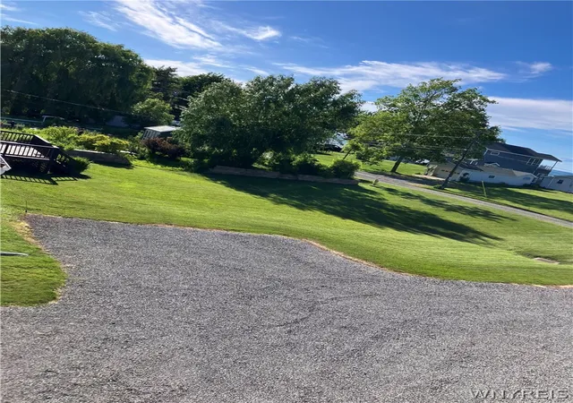 Photo 3 of Manufactured home for sale at 11578 Goetze Ln #8, Lyndonville, NY 14098 | MLS# B1692631 | Listing updated on 2026-07-18