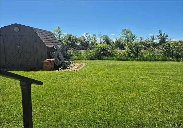 Photo 5 of Manufactured home for sale at 11578 Goetze Ln #8, Lyndonville, NY 14098 | MLS# B1692631 | Listing updated on 2026-07-18