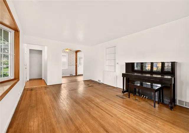 Homes for sale in East Rochester, NY | 412 W Hickory St, East Rochester, NY 14445 | MLS# R1691723