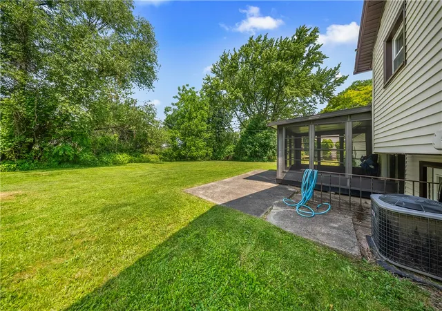 Homes for sale in Henrietta, NY | 25 Green Ivy Cir, Henrietta, NY 14623 | MLS# R1691903