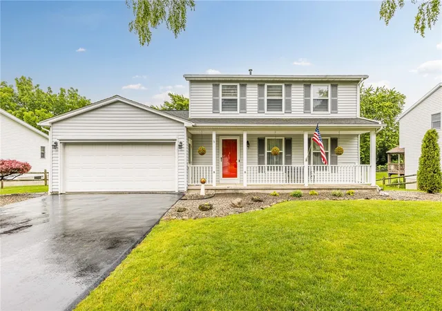 Homes for sale in Gates, NY | 17 Sungrove Ln, Gates, NY 14624 | MLS# R1692099