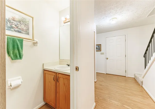 Homes for sale in Gates, NY | 17 Sungrove Ln, Gates, NY 14624 | MLS# R1692099