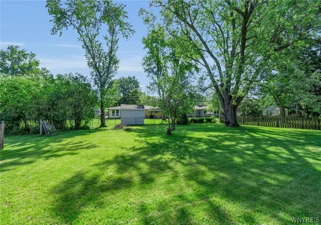 Photo 2 of Sale Pending at 271 Getzville Rd, Buffalo, NY 14226 | MLS# B1691222 | Listing updated on 2026-07-16