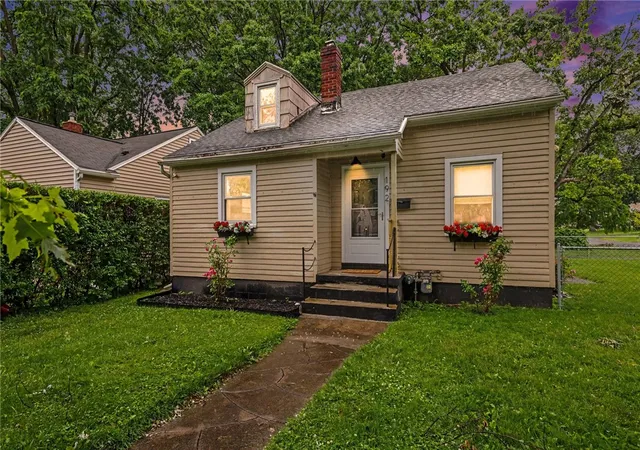 Photo 1 of Sale Pending at 192 Bonesteel St, Rochester, NY 14616 | MLS# R1693369 | Listing updated on 2026-07-07