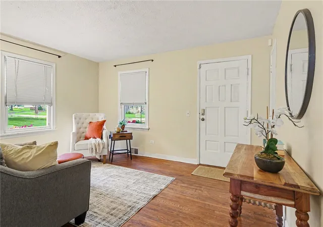 Photo 3 of Sale Pending at 192 Bonesteel St, Rochester, NY 14616 | MLS# R1693369 | Listing updated on 2026-07-07