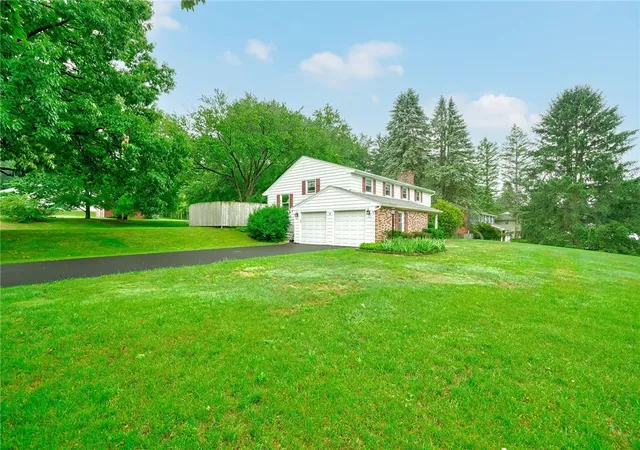 Homes for sale in Perinton, NY | 16 Red Barn Cir Cir, Perinton, NY 14534 | MLS# R1693394